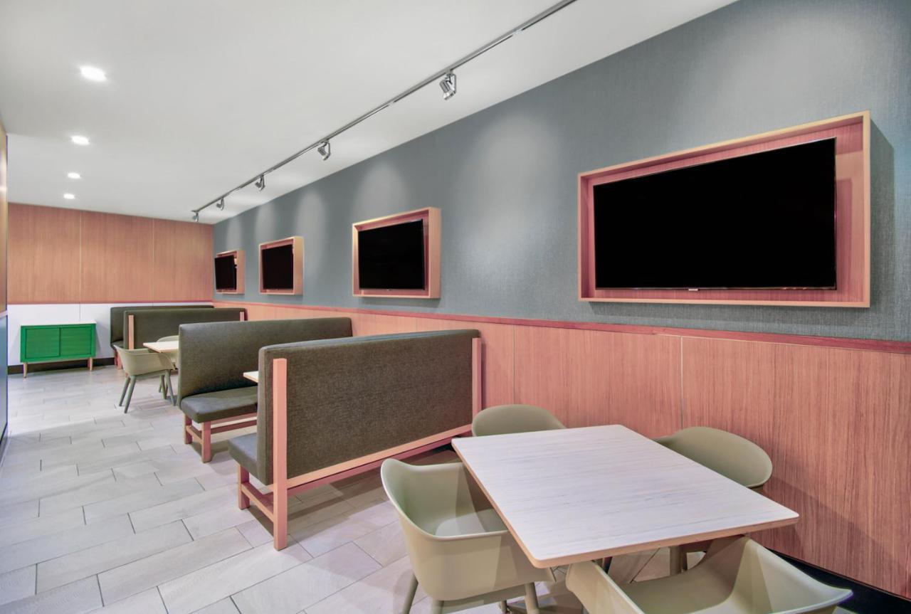 Holiday Inn - Erie By Ihg Kearsarge Exterior foto